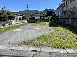 国道140号に面し、野上駅まで歩いて行けるアクセス良好の売地