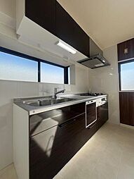 オオタピア平針　東南角部屋リフォーム済