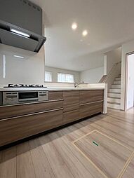 緑区滝ノ水　駐車3台出来るゆったり敷地の家