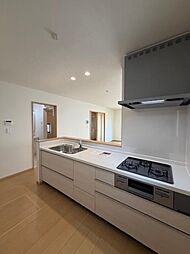 天白区島田　3ＬＤＫリビングアップ階段