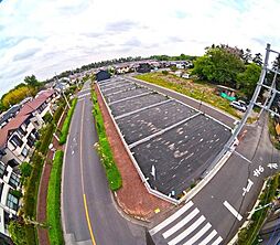 南方位の両面道路の空間　ブリエガーデン新光第4　5区画