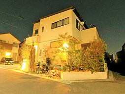 草加市両新田西町