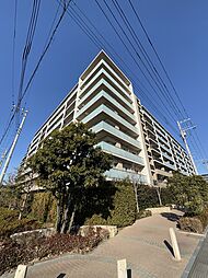 メイツガーデンズ三郷中央フロントコート