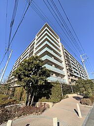 メイツガーデンズ三郷中央フロントコート