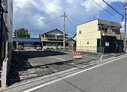 JR穂積駅徒歩４分、駅近物件。
