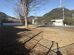 県道巾9.6ｍに２５ｍ接す平坦整形地