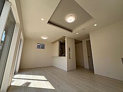 三鷹市新川2丁目　新築戸建