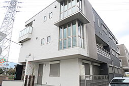 サープラス　メゾン 102