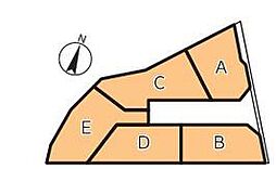 A区画藤沢市売地　建築条件なし　2台駐車可　角地