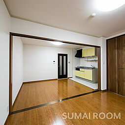 コスモハイツ西新 302