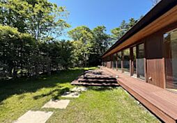 軽井沢町軽井沢南ヶ丘の中古戸建て