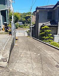 田舎感たっぷりの土地　カースペース3台　三浦市南下浦町菊名