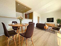 床暖房のある「国分寺の邸」