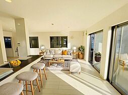 日野市多摩平7丁目　戸建