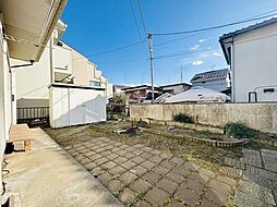 縁側ノスタルジー。広いお庭のある家。