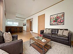 ちょいとレトロな「萩山の邸」