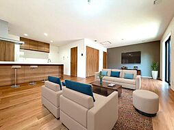 横浜市 青葉区新石川4丁目 戸建て 5号棟