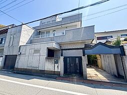 岸和田市八幡町