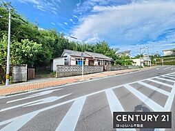 小中学校が近くにあり生活するうえで利便性のいい土地です