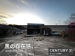 黒の存在感　15台の余裕