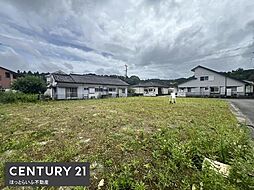 閑静な住宅街の中にまとまった土地が登場しました