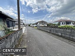 のどかな街並みに佇む土地です