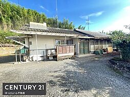 ファミリーにもおすすめ部屋数の多い中古平屋建です