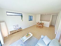 狭山市中央3丁目全2棟　新築戸建 B号棟