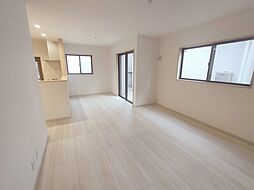 加須市久下2丁目 1号棟