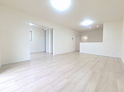 伊奈町栄1丁目46番 E号棟