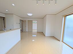 さいたま市見沼区笹丸　E号棟