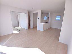 鴻巣市屈巣 3号棟