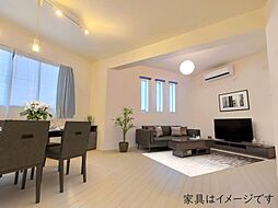 刈谷市新栄町１丁目の一戸建て