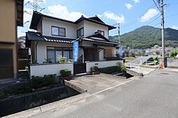 広島市安佐南区緑井８丁目の一戸建て