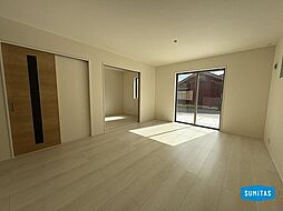 碧南市霞浦町４丁目の一戸建て