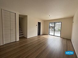 碧南市霞浦町４丁目の一戸建て