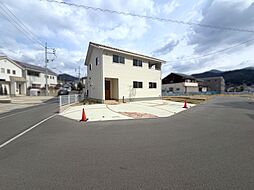広島市安佐北区三入２丁目の一戸建て