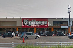 ルシエール美原 102