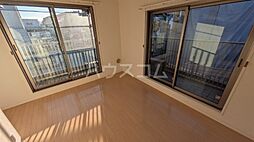 ハイツ・ロイヤル 301