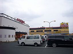 横須賀市大津町1丁目