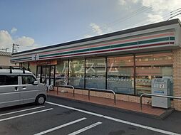 横浜市金沢区六浦1丁目